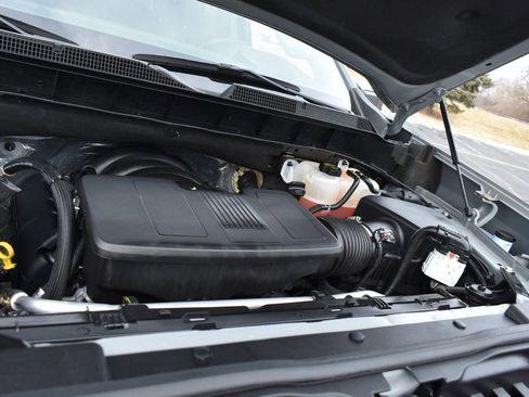 Used 2024 Chevrolet Silverado 1500 LT w/ Z71 Off-Road Package image 32