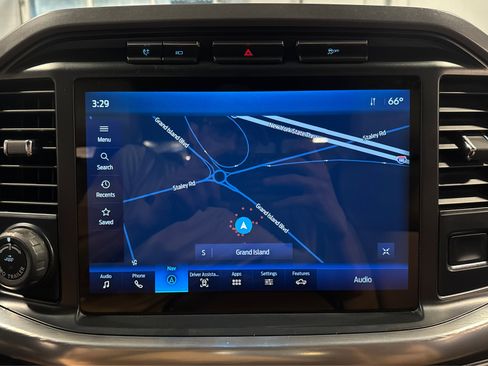 Used 2021 Ford F150 Lariat w/ Equipment Group 502A High AWD/4WD image 30