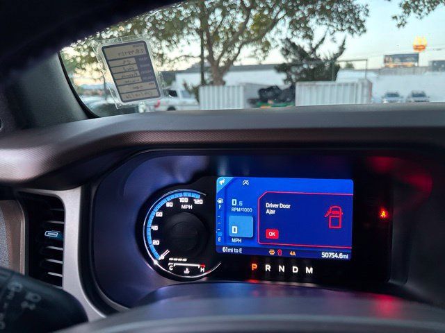 Used 2023 Ford Bronco Outer Banks w/ Sasquatch Package AWD/4WD image 21