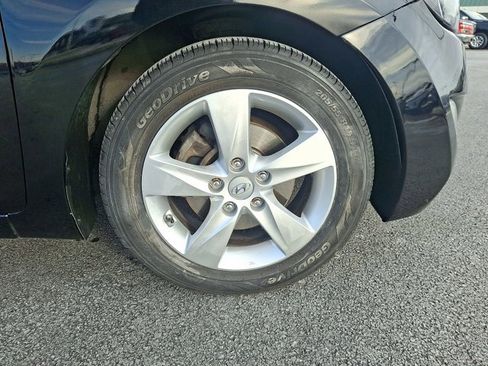 Used 2012 Hyundai Elantra GLS w/ Preferred Pkg 3 image 8