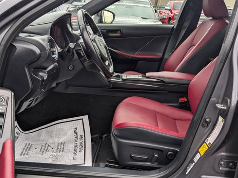 Used 2023 Lexus IS 300 AWD w/ Premium Package image 5