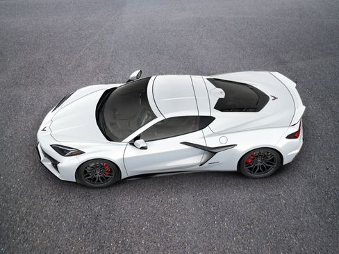 New 2026 Chevrolet Corvette Z06 w/ Battery Protection Package image 7