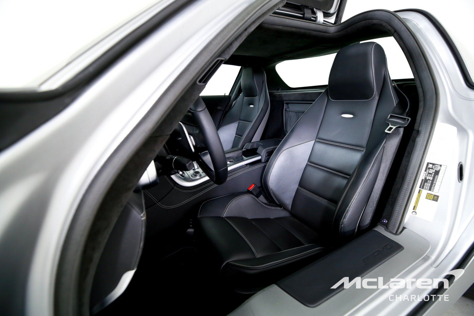 Used 2011 Mercedes-Benz SLS AMG Coupe image 12