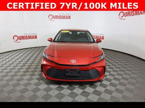 Used 2025 Toyota Camry LE image 14