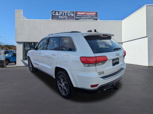 Used 2018 Jeep Grand Cherokee Limited image 5