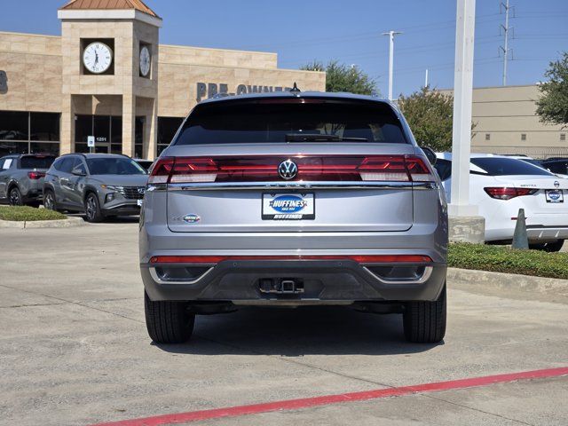 Used 2024 Volkswagen Atlas Cross Sport SE FWD image 7