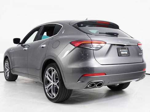 Used 2023 Maserati Levante GT AWD/4WD image 17