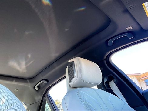 Certified 2023 BMW 740i w/ Executive Package image 27