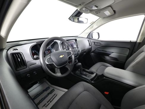 Used 2021 Chevrolet Colorado W/T w/ Custom Special Edition image 10