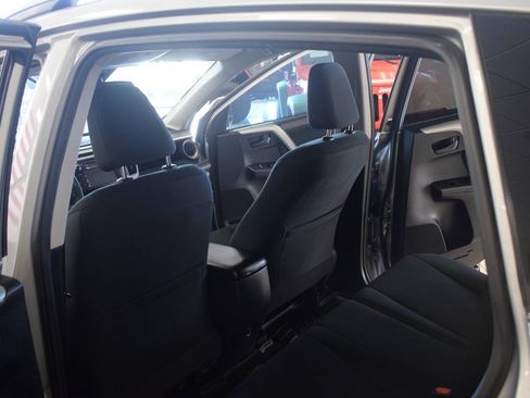 Used 2017 Toyota RAV4 LE w/ Carpet Mat Package AWD/4WD image 42
