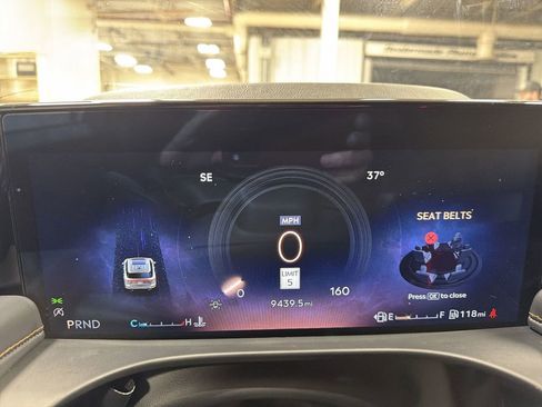 Used 2025 Lincoln Aviator Black Label w/ Black Label Special Edition image 10