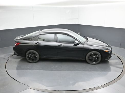 New 2026 Hyundai Elantra SEL Sport Premium FWD image 22