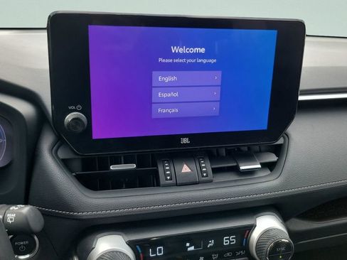 Used 2024 Toyota RAV4 Limited image 17