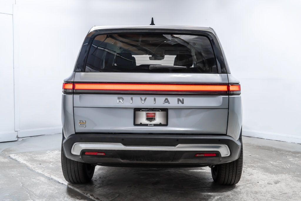 Used 2023 Rivian R1S Launch Edition Quad AWD/4WD image 6