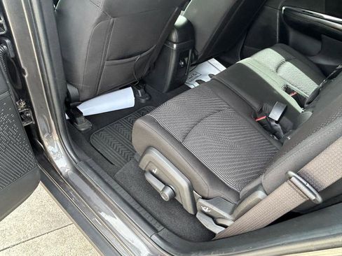 Used 2015 Dodge Journey FWD image 9