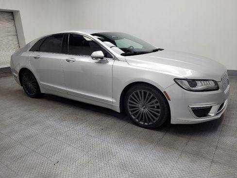 Used 2017 Lincoln MKZ Reserve image 11