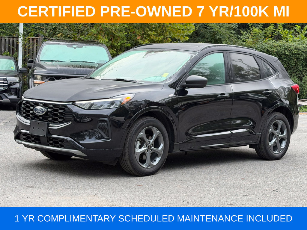 Used 2023 Ford Escape ST-Line w/ Tech Pack #1 AWD/4WD image 3