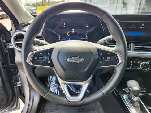 Used 2024 Chevrolet Trax ACTIV w/ Driver Confidence Package FWD image 25