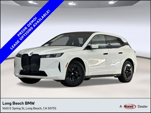 Used 2026 BMW iX xDrive60 AWD/4WD image 1