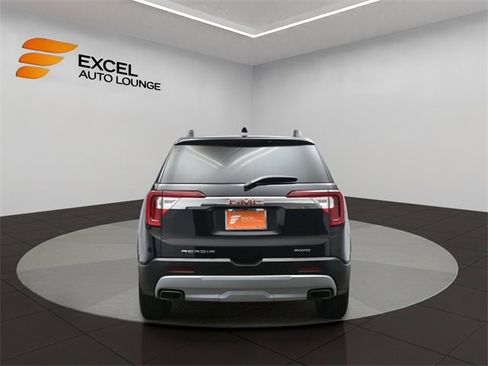 Used 2023 GMC Acadia SLT image 4
