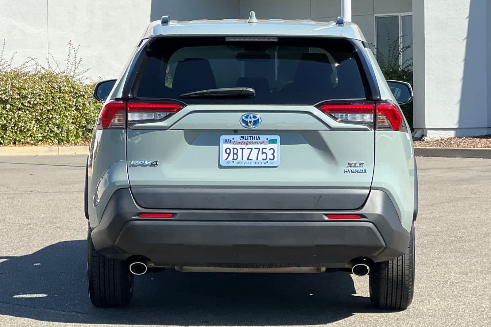 Certified 2022 Toyota RAV4 XLE AWD/4WD image 8