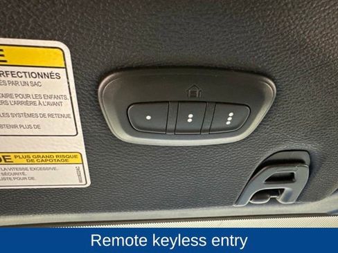 Used 2023 Jeep Gladiator Mojave w/ Cold Weather Group image 16