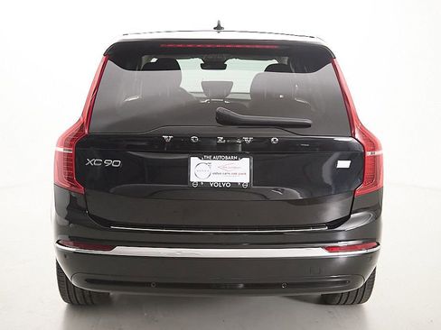 Certified 2024 Volvo XC90 T8 Ultimate w/ Lounge Package AWD/4WD image 9