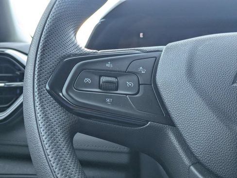 Used 2025 Chevrolet TrailBlazer LT AWD/4WD image 22