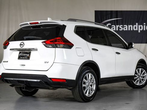 Used 2018 Nissan Rogue SV image 8