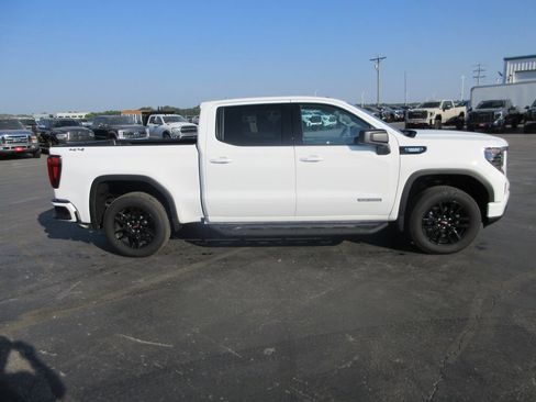 Certified 2026 GMC Sierra 1500 Elevation AWD/4WD image 5