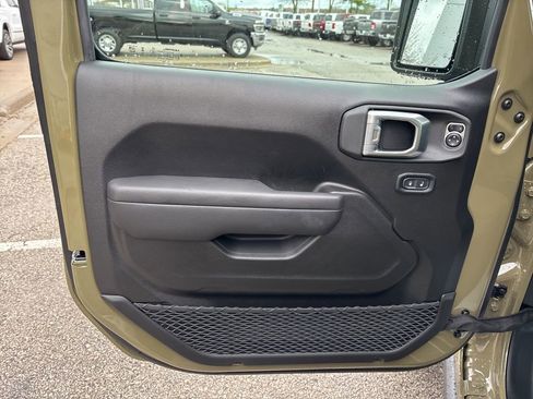 New 2026 Jeep Gladiator Sport image 55