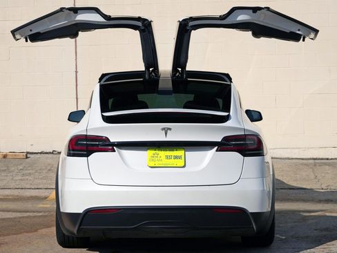 Used 2023 Tesla Model X AWD/4WD image 53