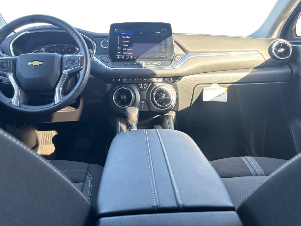 Used 2026 Chevrolet Blazer LT w/ Convenience Package FWD image 15