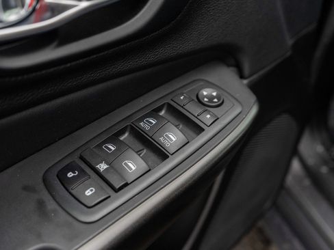 Used 2021 Jeep Cherokee Trailhawk w/ Trailer Tow Group image 14