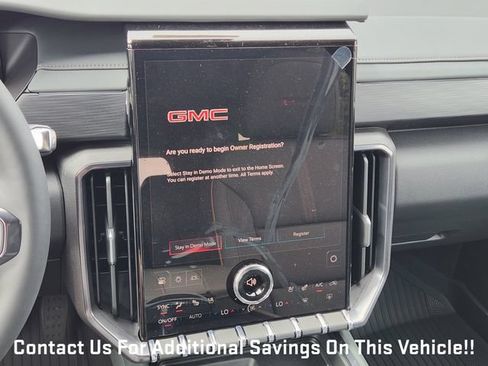 New 2026 GMC Acadia AT4 w/ Luxury Package AWD/4WD image 13