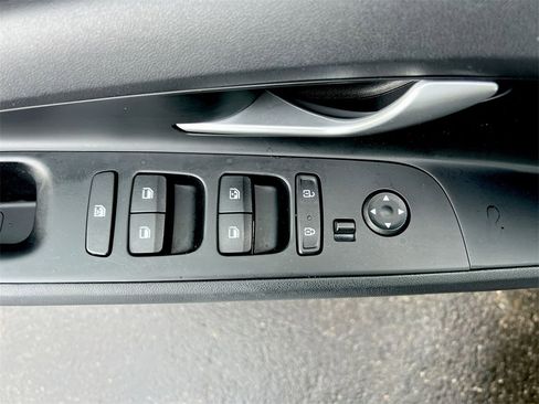 Used 2021 Hyundai Elantra SEL w/ Convenience Package image 20