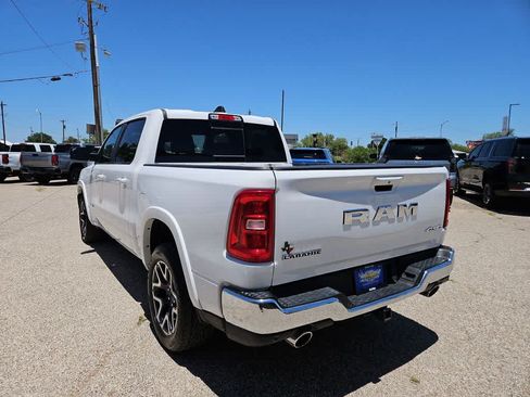 Used 2025 RAM 1500 Laramie AWD/4WD image 6