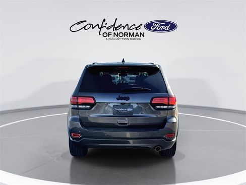 Used 2019 Jeep Grand Cherokee Altitude image 7