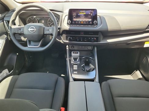 New 2026 Nissan Rogue S image 7