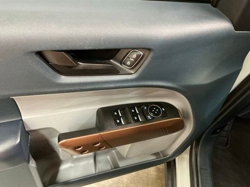 Used 2023 Ford Maverick Lariat FWD image 15