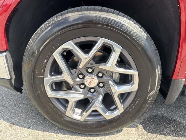 Used 2025 GMC Sierra 1500 SLT w/ SLT Premium Plus Package RWD image 9