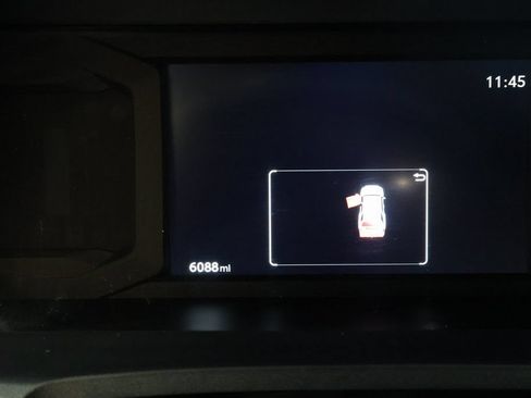 Used 2025 Toyota 4Runner SR5 AWD/4WD image 14