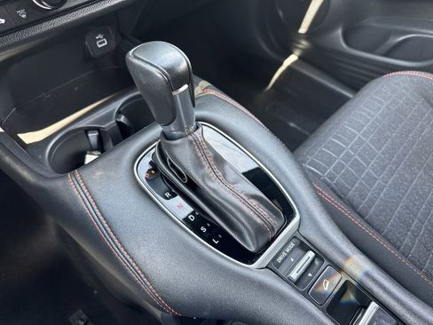 Certified 2024 Honda HR-V Sport image 17