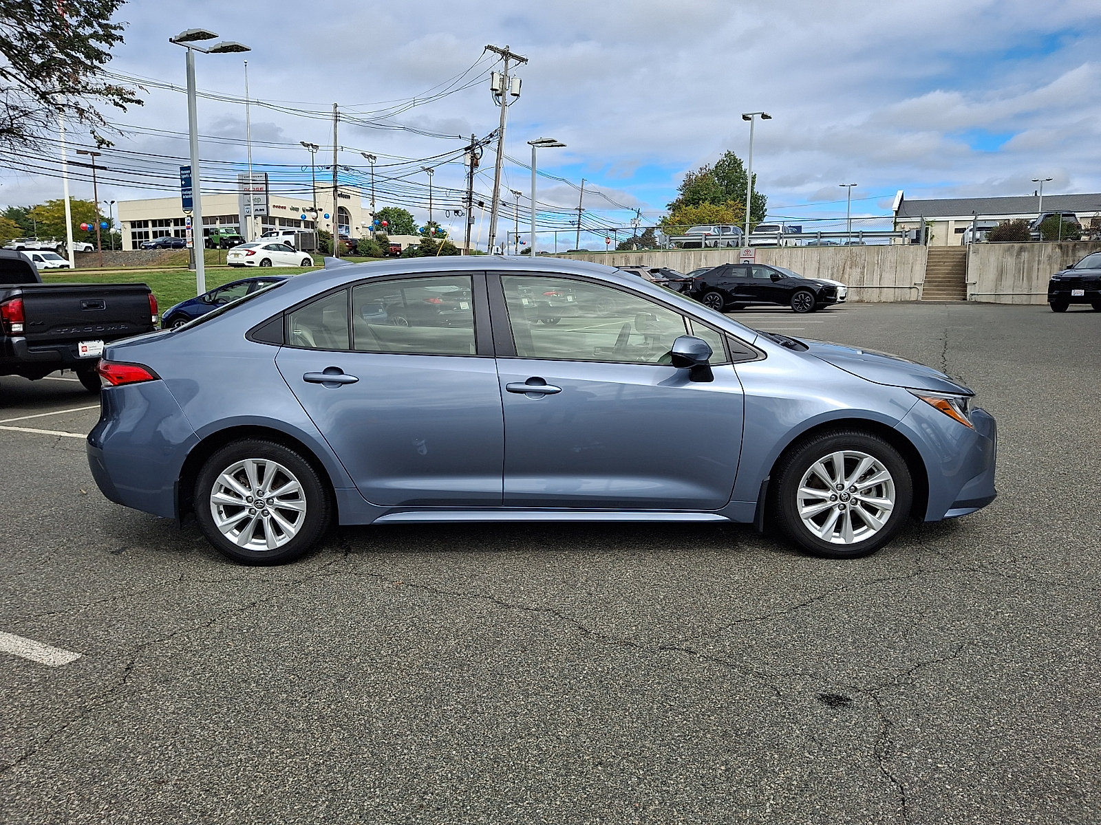 Certified 2023 Toyota Corolla LE w/ LE Convenience Package FWD image 7