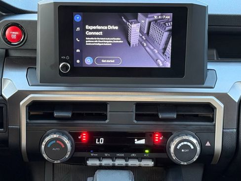 Used 2025 Toyota Tacoma TRD Off-Road AWD/4WD image 19