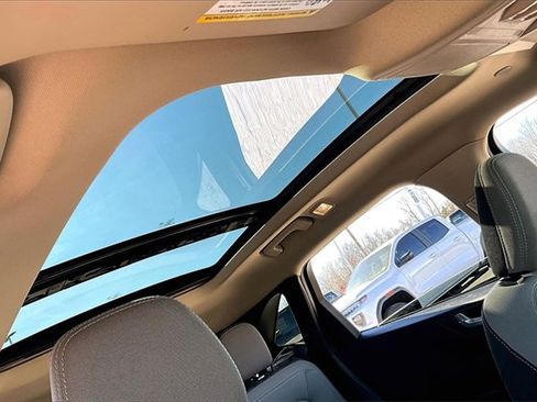 Used 2020 Ford Escape SE image 27