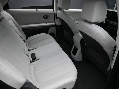 Used 2025 Hyundai Ioniq 5 Limited RWD image 34