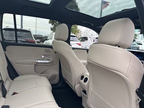 New 2026 Mercedes-Benz GLB 250 4MATIC image 28