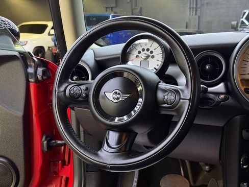 Used 2013 MINI Cooper Hardtop FWD image 18
