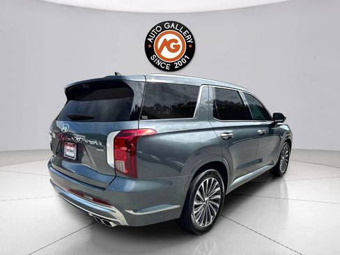 Used 2025 Hyundai Palisade Calligraphy AWD/4WD image 3
